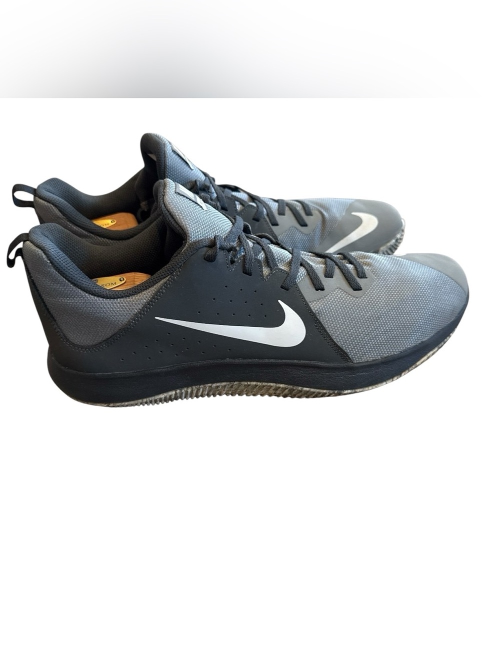 Nike Men's Gray and Black Sneakers with White Swoosh